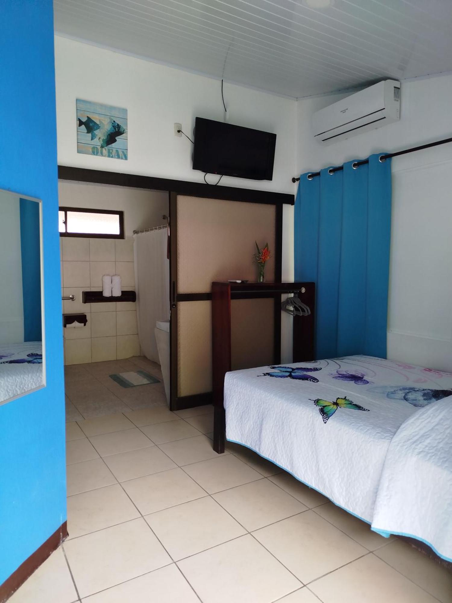 Hotel Pez Gallo Голфито Екстериор снимка